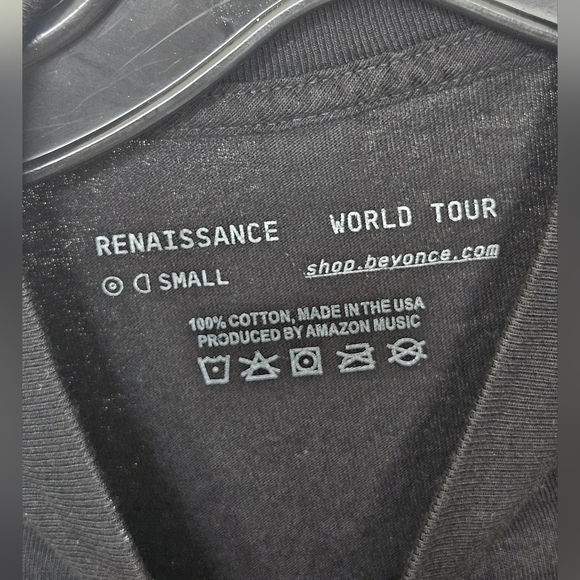 Official Black Beyonce Renaissance World tour t-shirt. Multiple sizes. - Picture 2 of 4